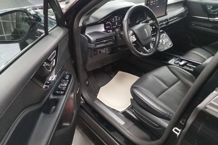 Used Lincoln Corsair 2020 2.0T Two-Wheel Drive Luxury Edition Driver Seat