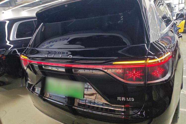 Used Hima AITO M9 2024 Range-Extended Ultra Version 52 kWh 5-Seater Model