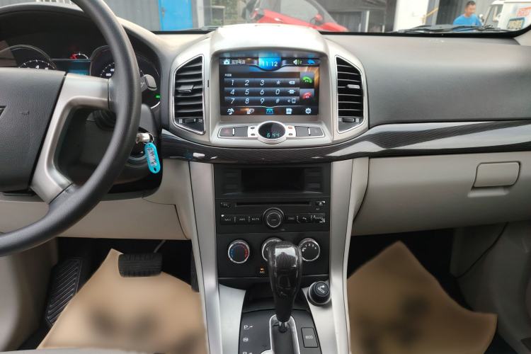 Used Chevrolet Captiva 2015 2.4L Two-Wheel Drive Urban Version 5 Seats