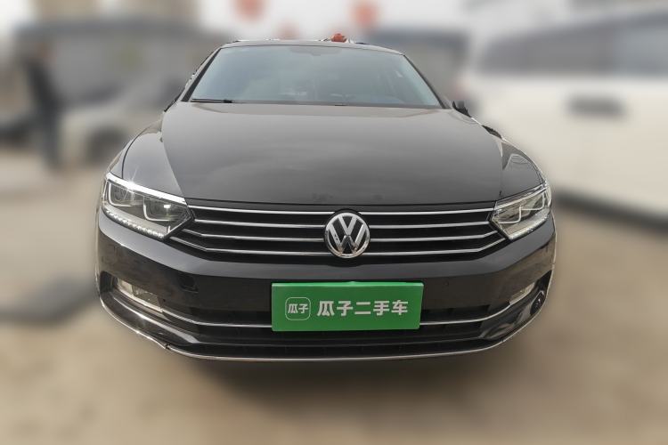 Used Volkswagen Magotan 2018 330TSI DSG Luxury Model Front