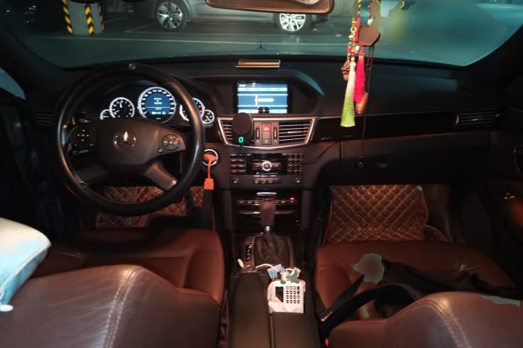 Used Mercedes-Benz E-Class 2010 E 260 CGI Fashion Model