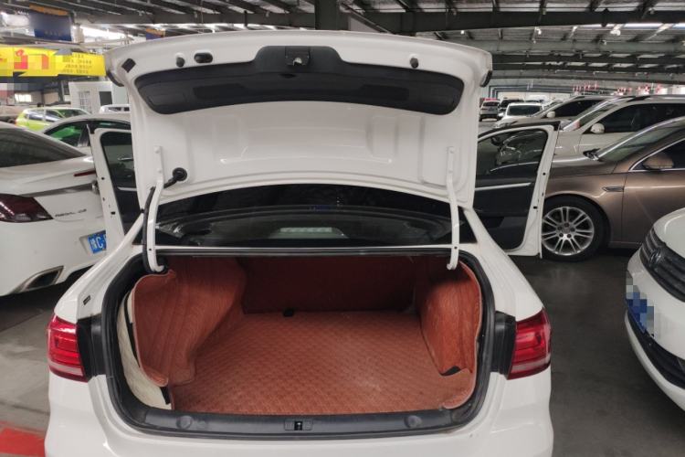 Used Volkswagen Lavida 2019 Lavida Start 1.5L Automatic Trendy Version China VI Standard
