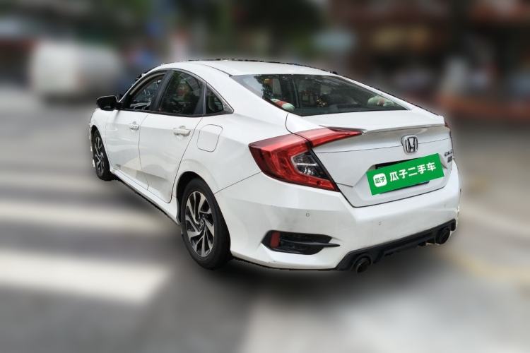 Used Honda Civic 2016 220TURBO CVT Luxury Edition
