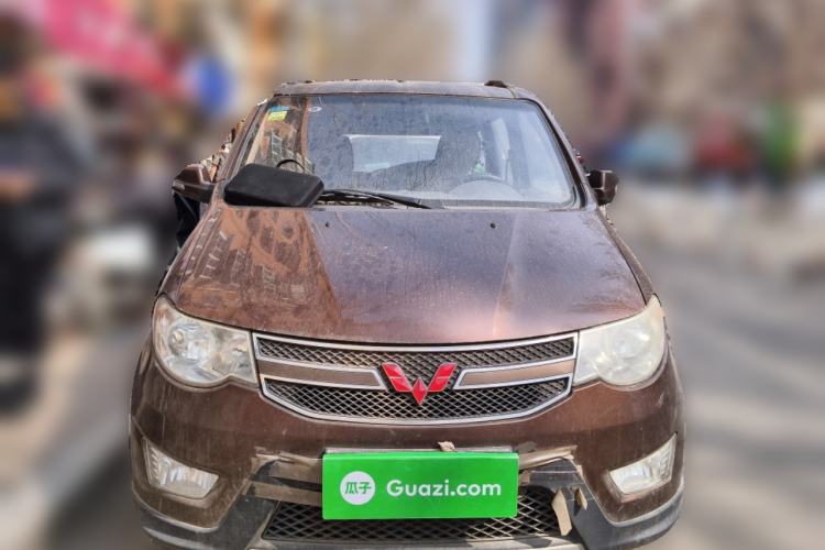 Used Wuling Hongguang 2014 1.5L S Luxury Model
