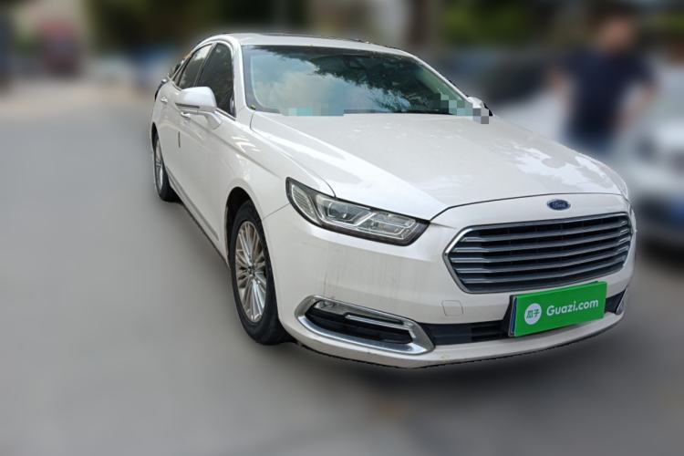 Used Ford Taurus 2017 EcoBoost 245 Fashion Edition Front Right 45 Deg
