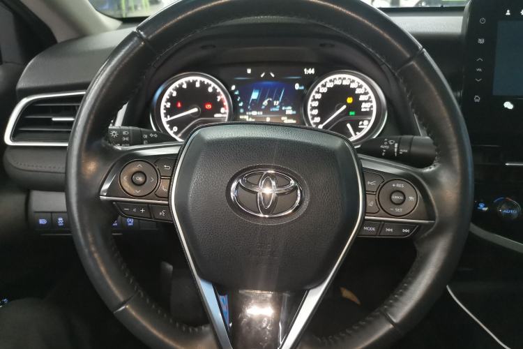 Used Toyota Camry 2021 2.0G Luxury Edition