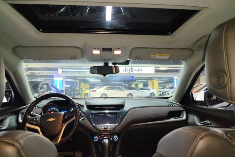 Used Chevrolet Malibu 2018 530T Automatic Luxury Edition Headliner