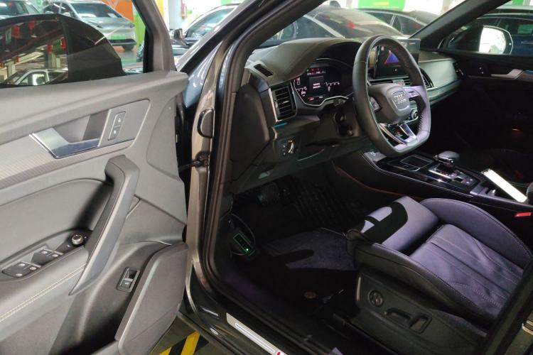 Used Audi Q5L 2023 40T Luxury Dynamic Model Driver Seat