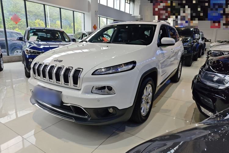 Used Jeep Cherokee 2016 2.4L Leading Edition