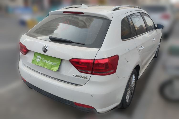 Used Volkswagen Gran Lavida 2013 1.6L Manual Comfort Model
