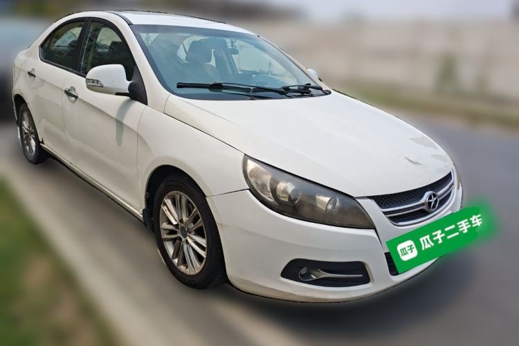 Used JAC Group Heyue 2011 1.8L Automatic Luxury Business Model Front Right 45 Deg
