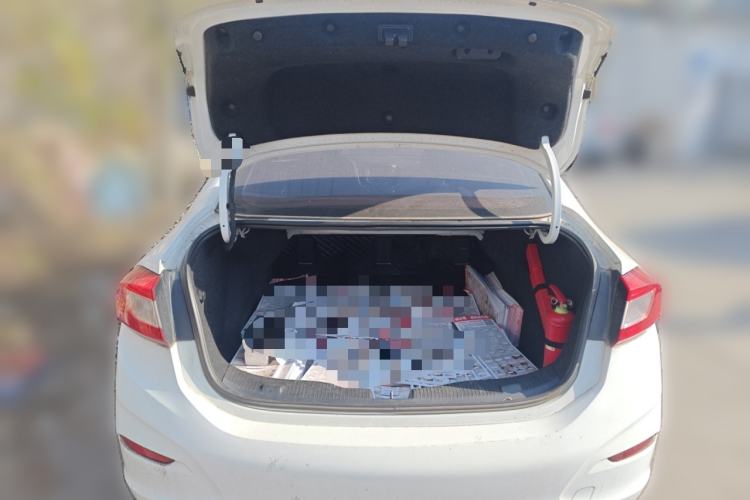 Used Chevrolet Cruze 2017 1.5L Automatic Pioneer Sunroof Edition Trunk