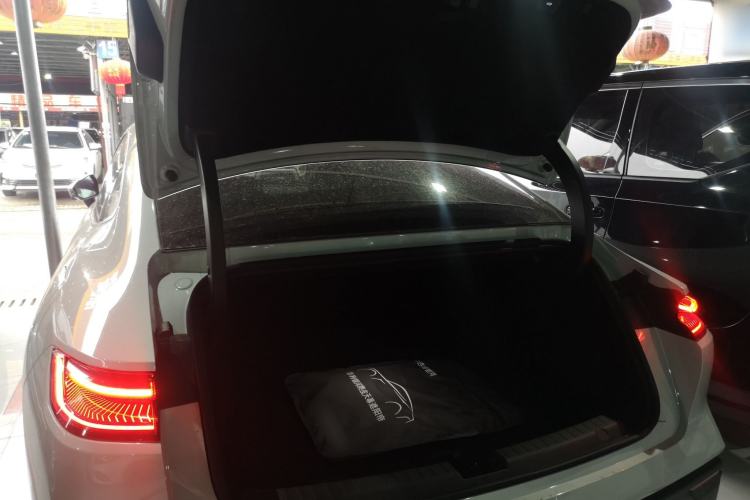 Used Geely Galaxy 8 2025 130km EM-i Flagship Edition
