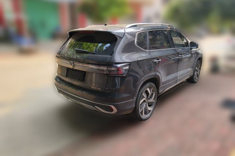 Used Volkswagen Tharu 2023 300TSI Two-Wheel-Drive Full Moon Edition