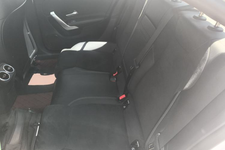 Used Mercedes-Benz A-Class 2020 Restyled A 200 L Sport Sedan Fashion Version
