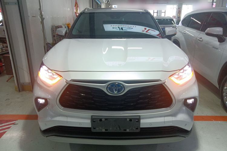Used Toyota Highlander 2022 Dual-Engine 2.5L Four-Wheel Drive Prestige Version 7 Seats
