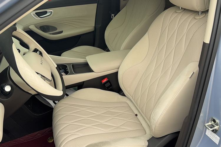 Used Roewe D7 2023 DMH 125km Excellence Edition