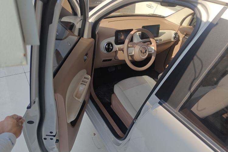 Used Wuling Hongguang MINIEV 2025 Four-Door Version Premium Edition