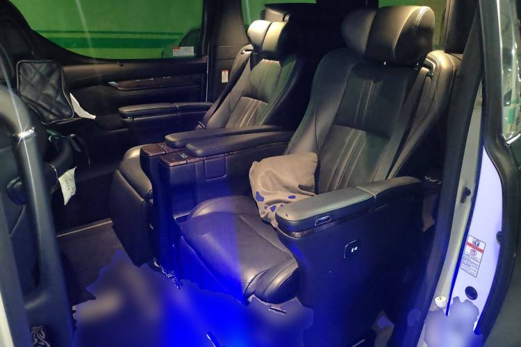 Used Toyota Alphard 2019 Dual-Engine 2.5L Prestige Edition Left Rear Seat