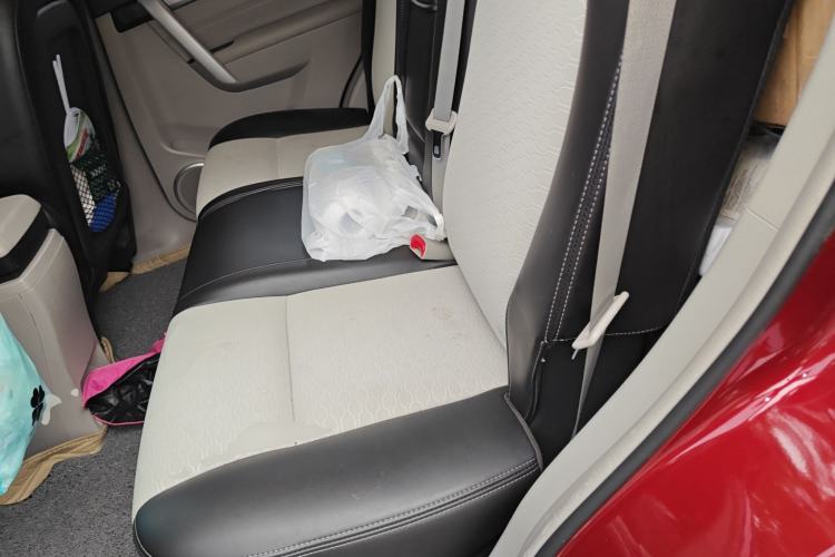 Used Chevrolet Captiva 2015 2.4L Two-Wheel Drive Urban Version 5 Seats