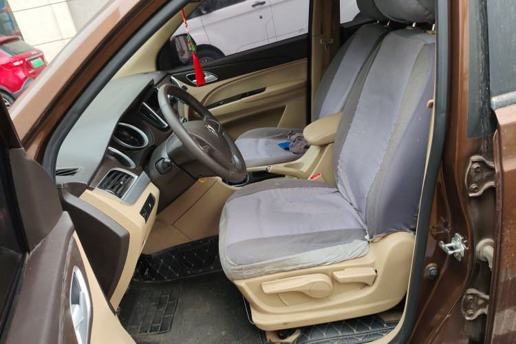 Used Baojun 730 2016 1.5L Manual Value Edition 7 Seats China V Emission Standard