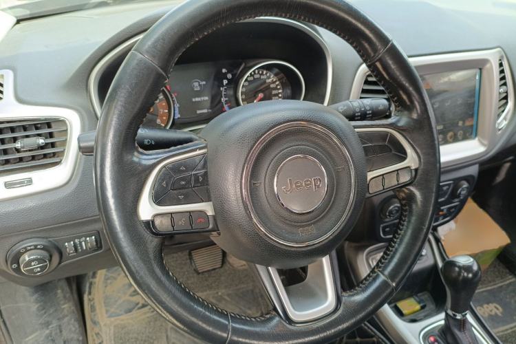 Used Jeep Compass 2017 200T Automatic Family Edition