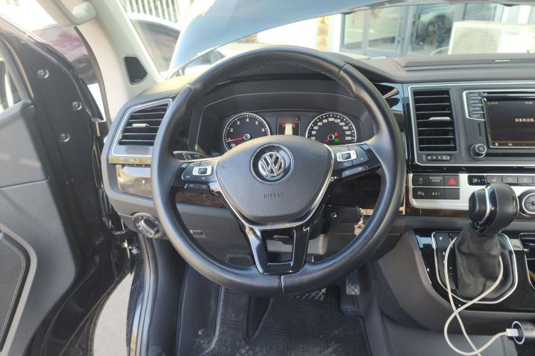 Used Volkswagen Multivan 2019 2.0 TSI 4x4 Prestige Edition 7-Seater Steering Wheel