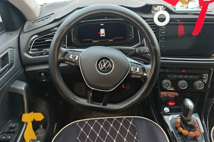 Used Volkswagen T-ROC 2021 280TSI DSG Two-Wheel Drive Comfort Connect Edition
