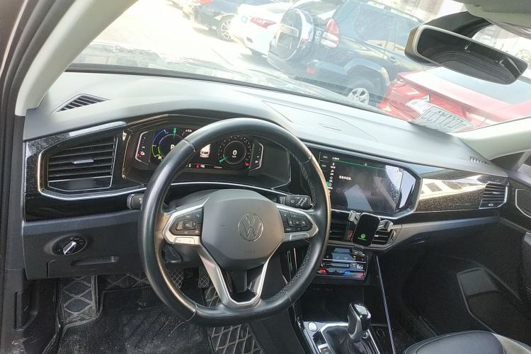 Used Volkswagen Tayron GTE Plug-in Hybrid 2022 1.4T Luxury Edition Interior 2