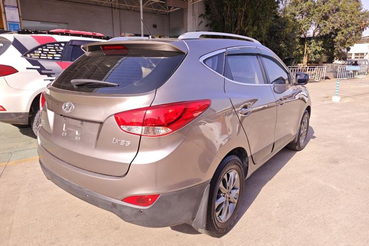 Used Hyundai ix35 2013 2.0L Automatic 2WD Comfort GL China IV Standard
