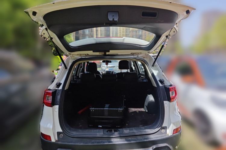 Used CHANGAN CS75 2014 2.0L Manual Luxury Version China IV Standard
