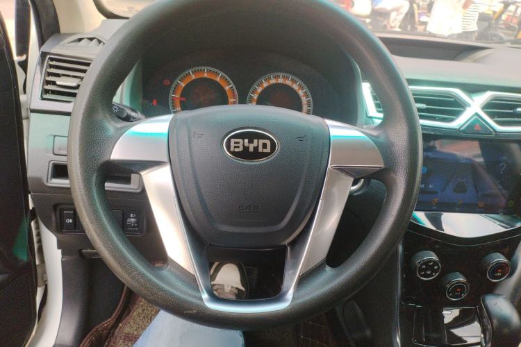 Used BYD F3 2016 1.5L Automatic Luxury Model Steering Wheel