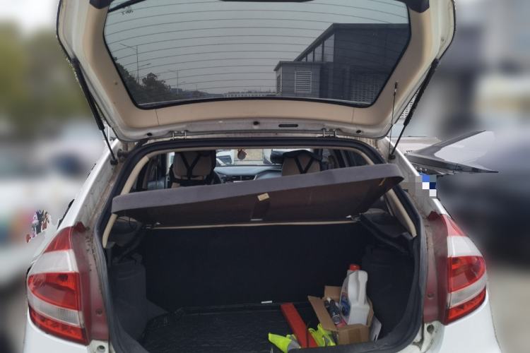 Used Chery Fengyun 2 2013 Hatchback 1.5L Manual Ruiyi Edition
