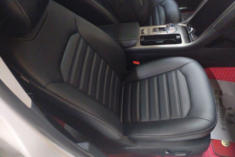 Used Ford Mondeo 2020 EcoBoost 180 Stylish Model Right Front Seat