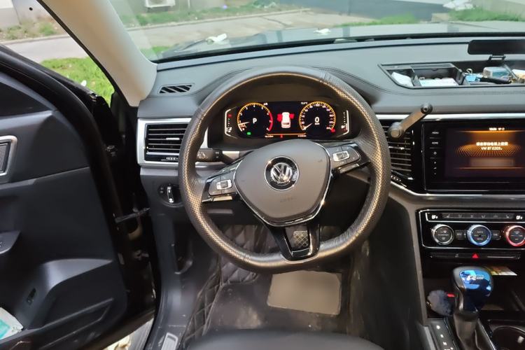 Used Volkswagen Teramont 2020 330TSI Two-Wheel-Drive Luxury Edition China VI Standard
