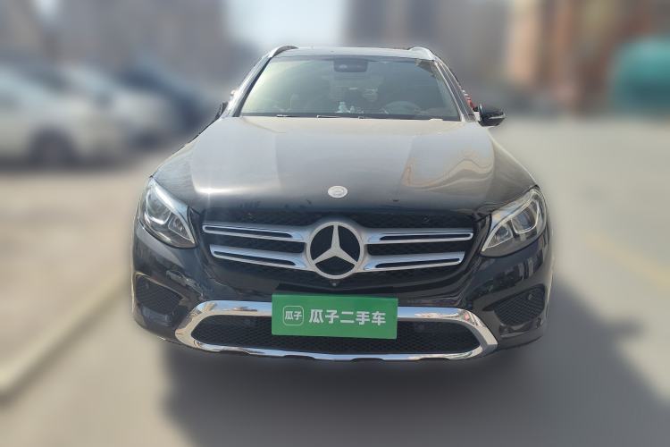 Used Mercedes-Benz GLC 2016 GLC 260 4MATIC Luxury Model
