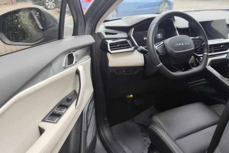 Used Lynk & Co 06 EM-P 2022 PHEV 84 km Range Pro Version
