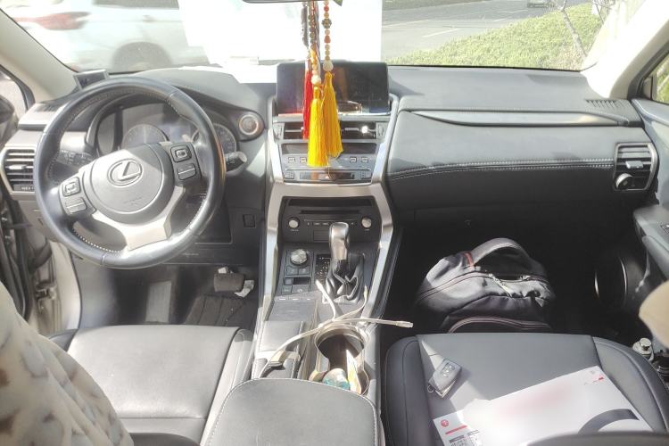 Used Lexus NX 2020 200 Front-Wheel Drive Vmotion Edition China VI Standard