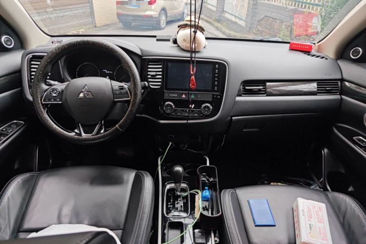 Used Mitsubishi Outlander 2020 2.0L Two-Wheel Drive Enjoyment Version 5 Seats
