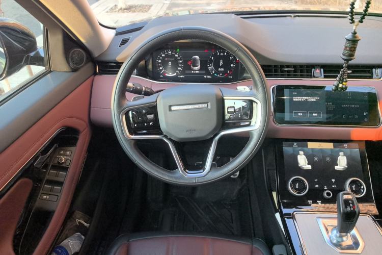 Used Land Rover Range Evoque 2022 Facelifted Aurora L 249 PS R-Dynamic Luxury Edition Steering Wheel