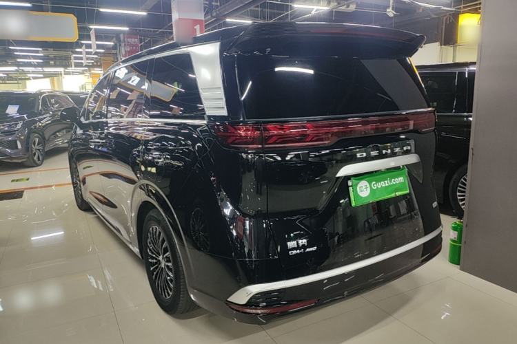 Used Denza D9 2022 DM-i 970 Four-Wheel Drive Prestige Model
