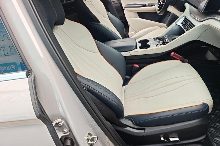 Used BYD Song PLUS New Energy 2023 Champion Edition EV 520KM Prestige Model
