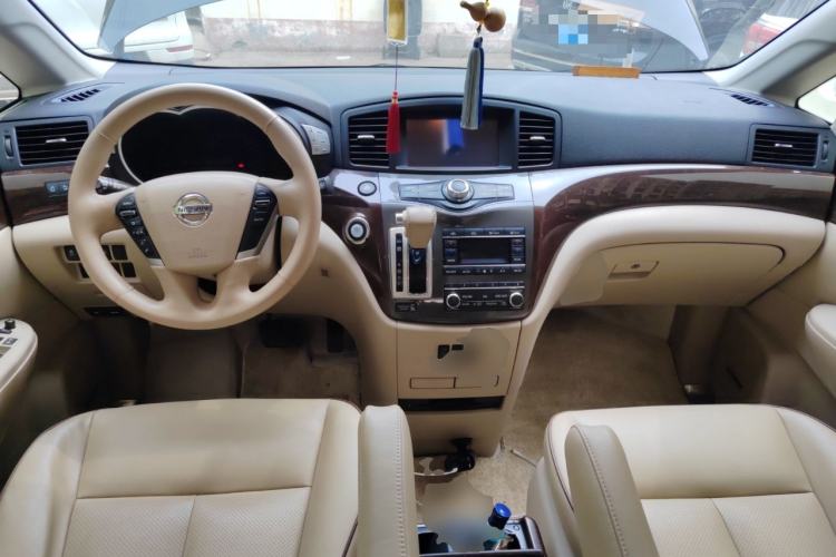 Used Nissan Quest 2015 3.5L SL Center Console