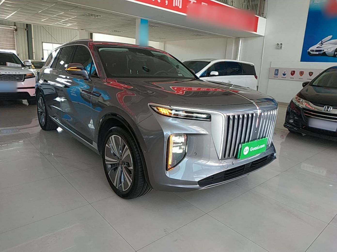 Hongqi E-HS9 2022 660 km Range Flagway Edition Six Seats — снимка 3