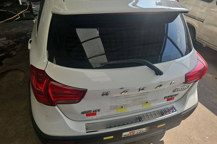 Used Haval H1 2016 Revised Version Blue Badge 1.5L AMT Luxury Edition
