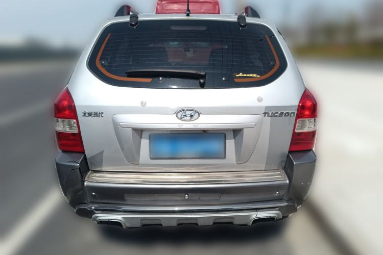 Used Hyundai Tucson 2009 2.0L Manual Two-Wheel Drive Fashion Edition