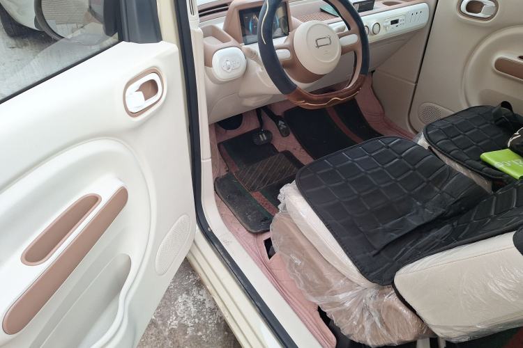 Used Bestune Pony 2026 222km Colorful Horse
