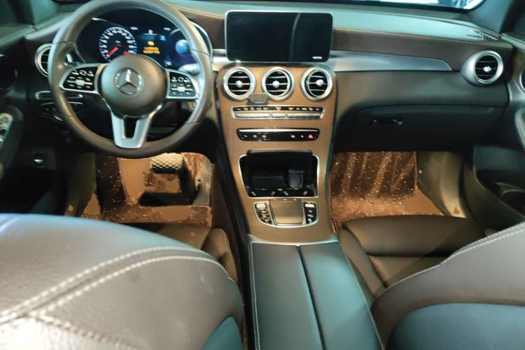 Used Mercedes-Benz GLC 2020 Facelift GLC 300 L 4MATIC Dynamic Edition