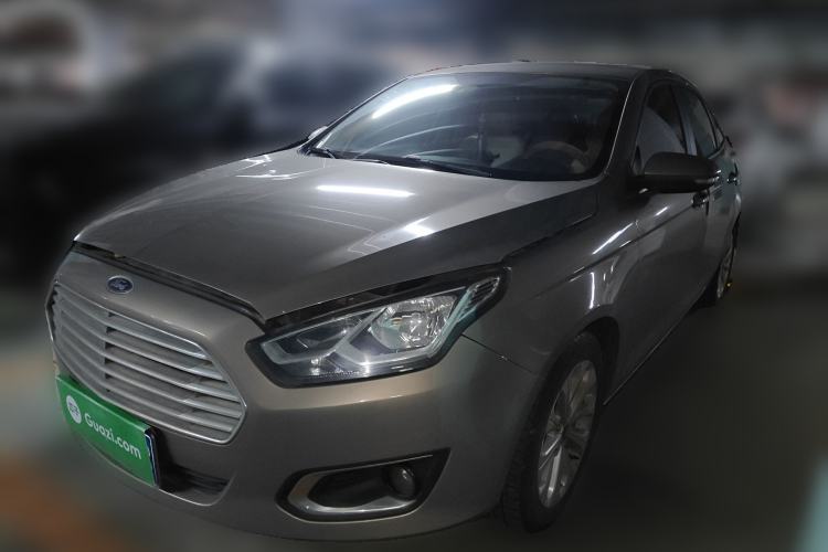 Used Ford Escort 2015 1.5L Automatic Fashion Model