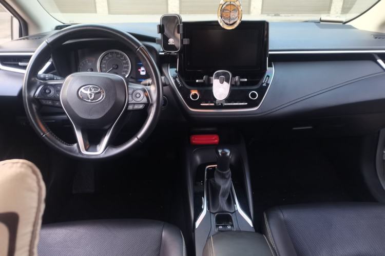 Used Toyota Corolla 2021 1.2T S-CVT Luxury Edition Center Console